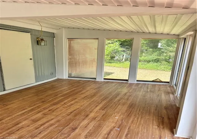 Homes for sale in Randleman, NC | 1270 Little Point Rd, Randleman, NC 27317 | MLS# 1224459