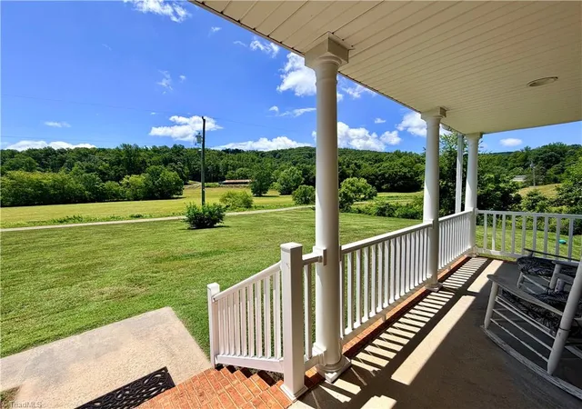 Homes for sale in Ronda, NC | 198 Captain Day Rd, Ronda, NC 28670 | MLS# 1226113