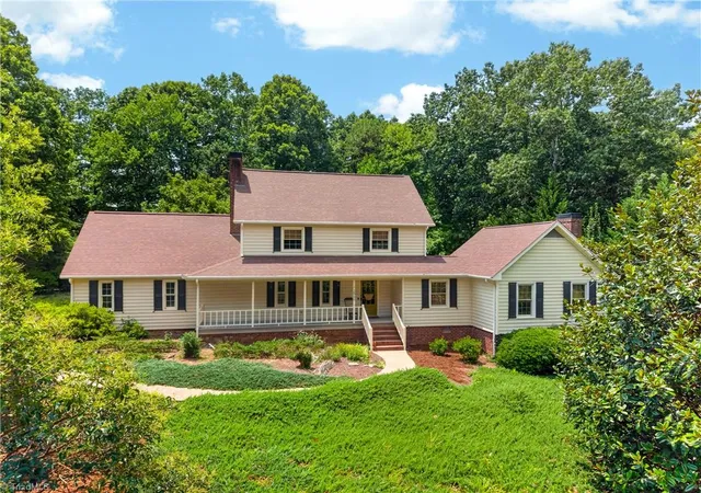 1st image of 2866 Hickory Dr, Asheboro, NC 27205 | MLS# 1228368