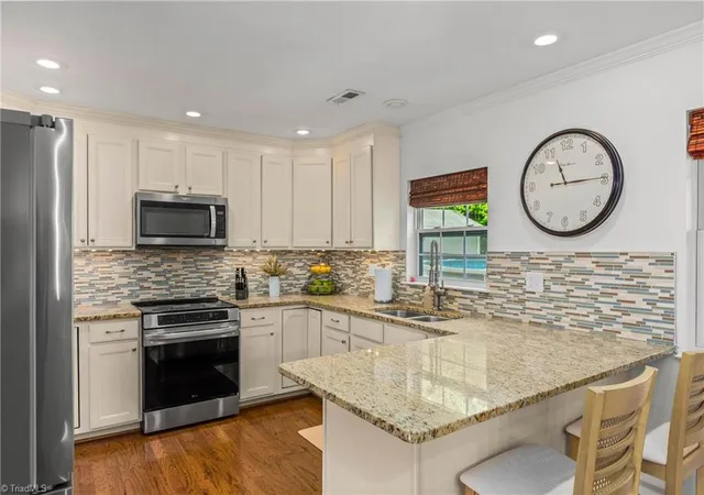 2nd image of 1004 Timberpeg Ct, Lewisville, NC 27023 | MLS# 1230178