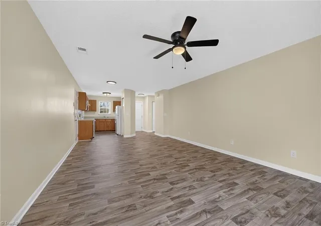 Photo 4 of Sale Pending at 461 Bedford Knoll Dr, Winston Salem, NC 27107 | MLS# 1231333 | Listing updated on 2026-09-08
