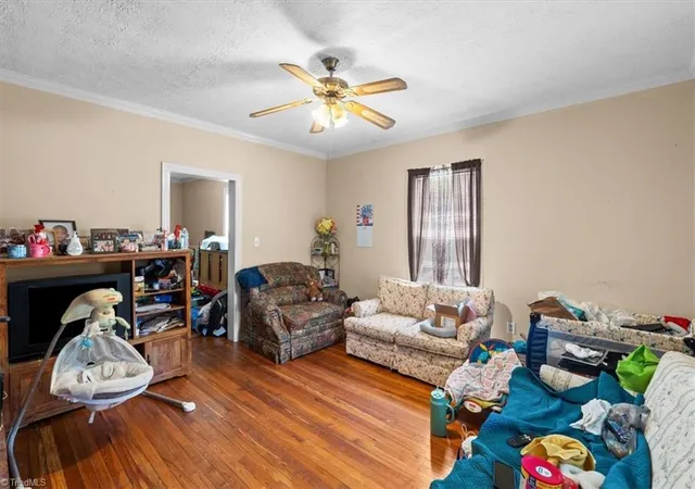 Photo 4 of Single family home for sale at 506 Moir St, Eden, NC 27288 | MLS# 1227613 | Listing updated on 2026-09-15