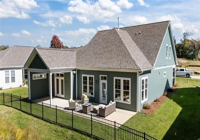 2nd image of 5227 Sunny Brook Ct, Clemmons, NC 27012 | MLS# 1230512