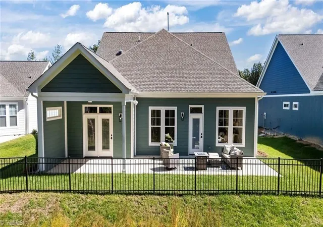 3rd image of 5227 Sunny Brook Ct, Clemmons, NC 27012 | MLS# 1230512