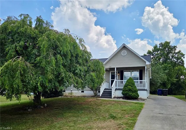 Photo 3 of Single family home for sale at 180 Davidson Ave, Winston Salem, NC 27127 | MLS# 1226959 | Listing updated on 2026-09-17