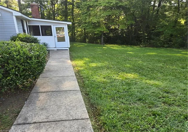 Photo 3 of Single family home for sale at 3320 Spring St, Greensboro, NC 27405 | MLS# 1233237 | Listing updated on 2026-08-27