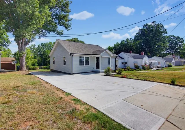 Photo 3 of Single family home for sale at 2003 Lees Chapel Rd, Greensboro, NC 27405 | MLS# 1227305 | Listing updated on 2026-08-12