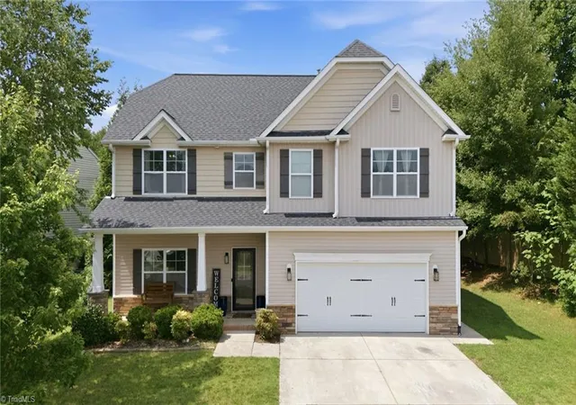 Photo 1 of Single family home for sale at 218 Penry Ln, Clemmons, NC 27012 | MLS# 1226604 | Listing updated on 2026-08-28