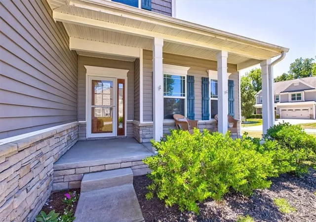 Photo 2 of Single family home for sale at 2504 Steep Oak Ct, High Point, NC 27265 | MLS# 1224697 | Listing updated on 2026-09-22