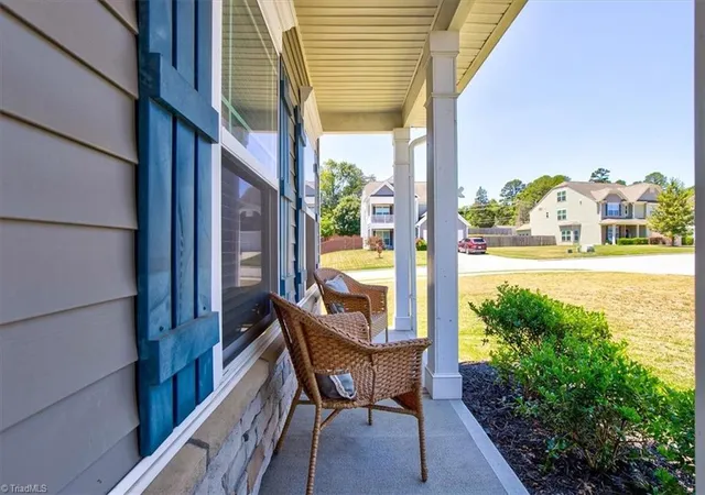 Photo 3 of Single family home for sale at 2504 Steep Oak Ct, High Point, NC 27265 | MLS# 1224697 | Listing updated on 2026-09-22