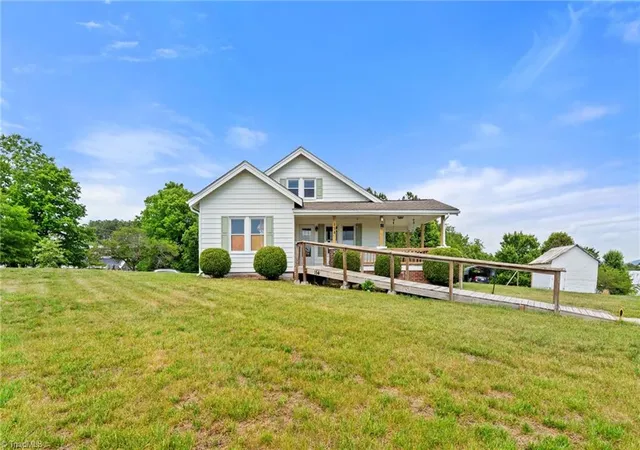 Homes for sale in Mount Airy, NC | 154 Adventure Trl, Mount Airy, NC 27030 | MLS# 1219443