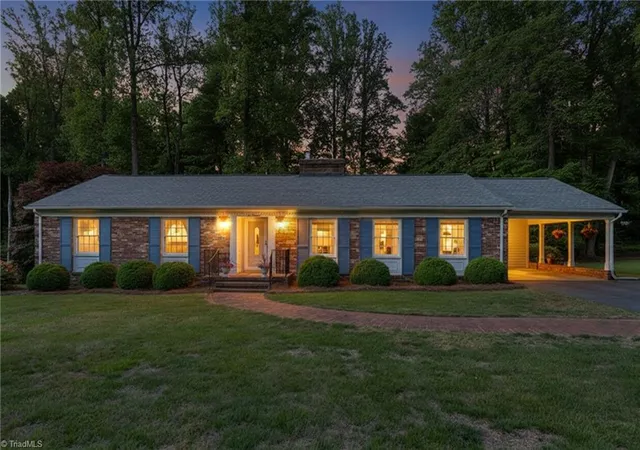 Homes for sale in Reidsville, NC | 1019 Sherwood Dr, Reidsville, NC 27320 | MLS# 1217564