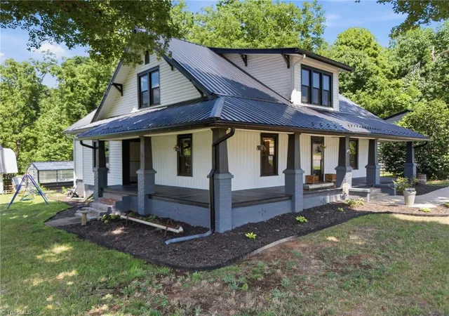 2nd image of 1953 Nc Hwy 47, Lexington, NC 27292 | MLS# 1228140