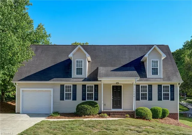 Homes for sale in High Point, NC | 1608 Bridgeport Ter, High Point, NC 27265 | MLS# 1220223
