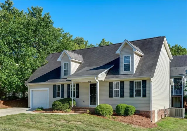 Homes for sale in High Point, NC | 1608 Bridgeport Ter, High Point, NC 27265 | MLS# 1220223