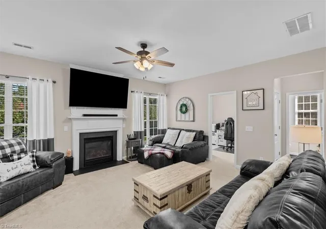 Photo 4 of Single family home for sale at 3428 Silverlake Ct, Jamestown, NC 27282 | MLS# 1229761 | Listing updated on 2026-08-28