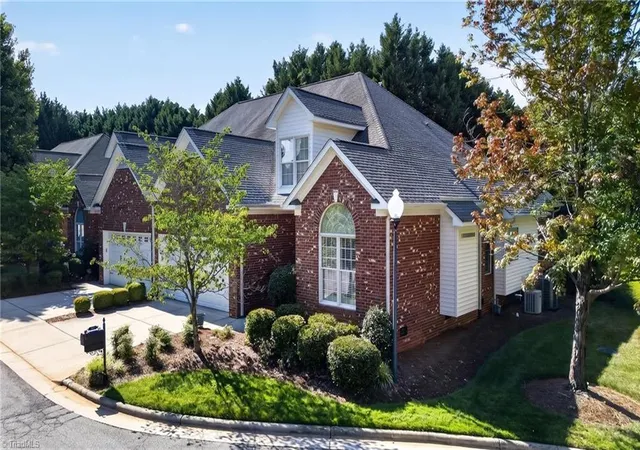 Photo 2 of Single family home for sale at 6 Jacobs Way, Greensboro, NC 27455 | MLS# 1227413 | Listing updated on 2026-09-19