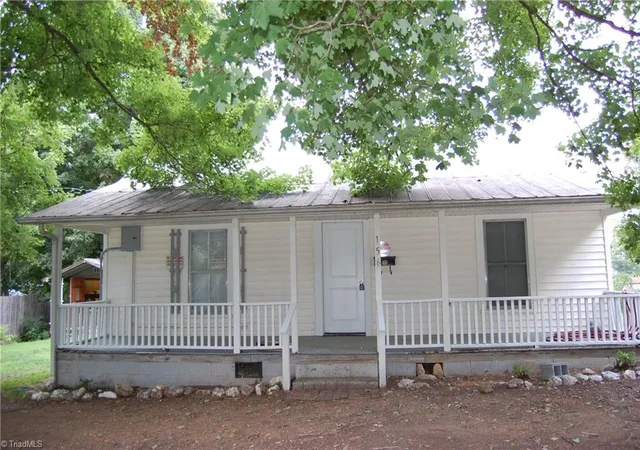 2nd image of 156 S Snider St, Denton, NC 27239 | MLS# 1228923