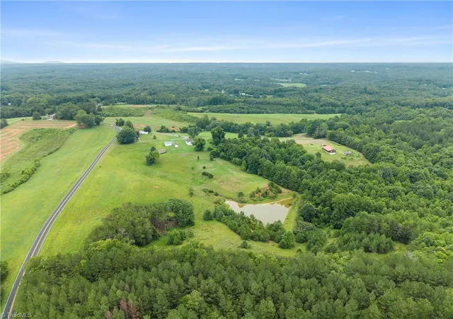 5th image of 0 Hauser Rd, Pinnacle, NC 27043 | MLS# 1228940