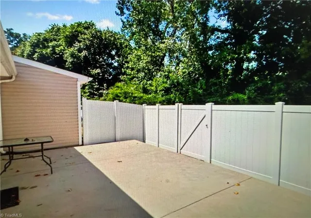 Photo 2 of Sale Pending at 603 Chesapeake Ln, Archdale, NC 27263 | MLS# 1231419 | Listing updated on 2026-09-19