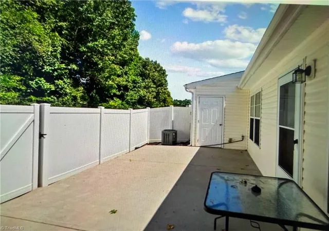 Photo 3 of Sale Pending at 603 Chesapeake Ln, Archdale, NC 27263 | MLS# 1231419 | Listing updated on 2026-09-19