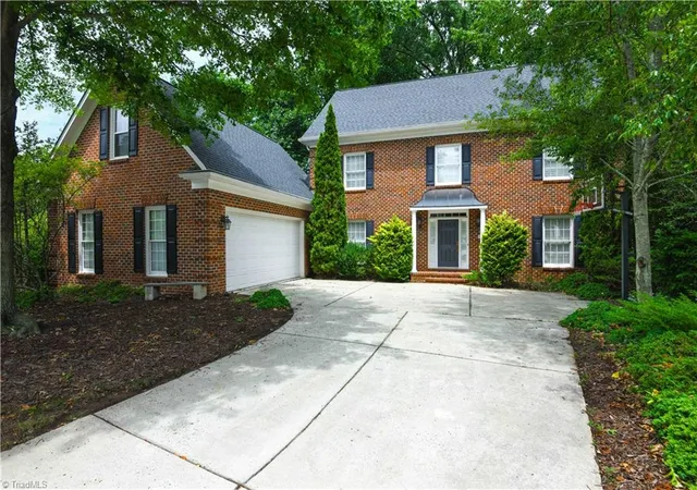 Photo 1 of Single family home for sale at 18 Windrock Way, Greensboro, NC 27455 | MLS# 1228583 | Listing updated on 2026-10-07