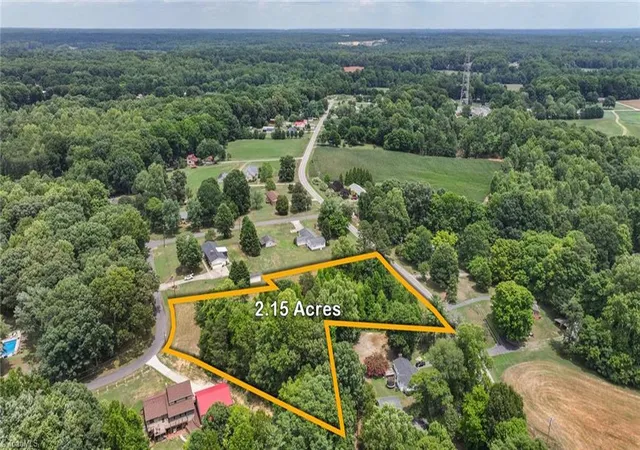 Photo 3 of Sale Pending at 1859 Georgetown Rd, Kernersville, NC 27284 | MLS# 1228045 | Listing updated on 2026-07-26