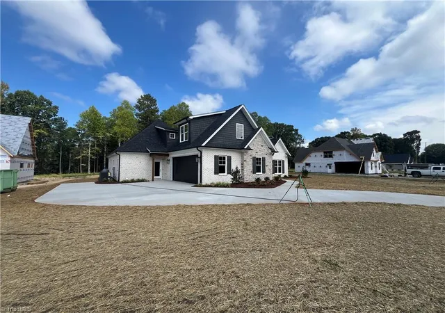 Photo 2 of Single family home for sale at 6851 Ridge Rd, Lexington, NC 27295 | MLS# 1233711 | Listing updated on 2026-09-13