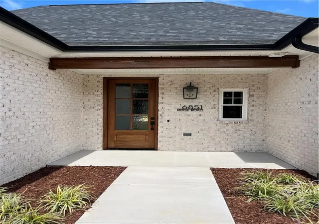 Photo 4 of Single family home for sale at 6851 Ridge Rd, Lexington, NC 27295 | MLS# 1233711 | Listing updated on 2026-10-14