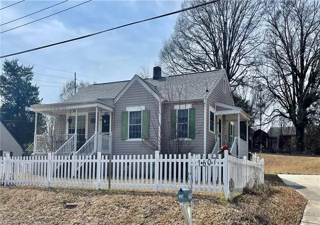3rd image of 1607 Larkin St, High Point, NC 27262 | MLS# 1211744