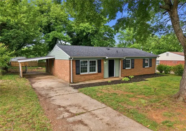 4th image of 908 Ashe St, Greensboro, NC 27406 | MLS# 1222157