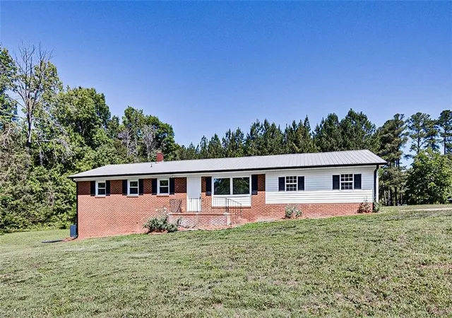 Homes for sale in Denton, NC | 995 Farmer Rd, Denton, NC 27239 | MLS# 1223799