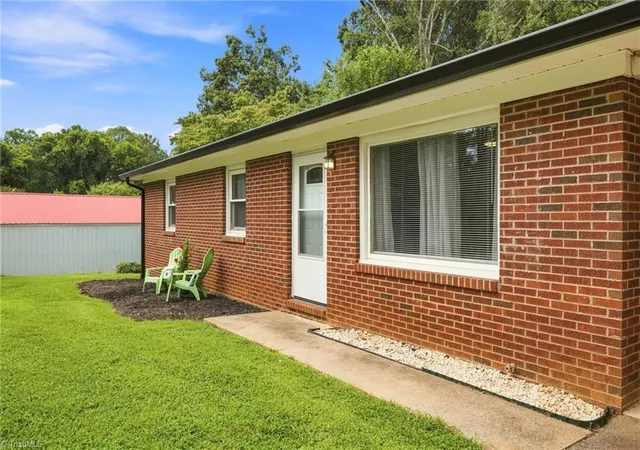 Photo 2 of Sale Pending at 222 Easton Dr, North Wilkesboro, NC 28659 | MLS# 1231092 | Listing updated on 2026-08-23