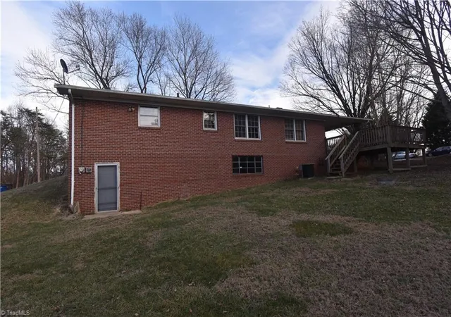 Photo 2 of Single family home for sale at 3808 Cash Dr, Winston Salem, NC 27107 | MLS# 1209040 | Listing updated on 2026-05-13
