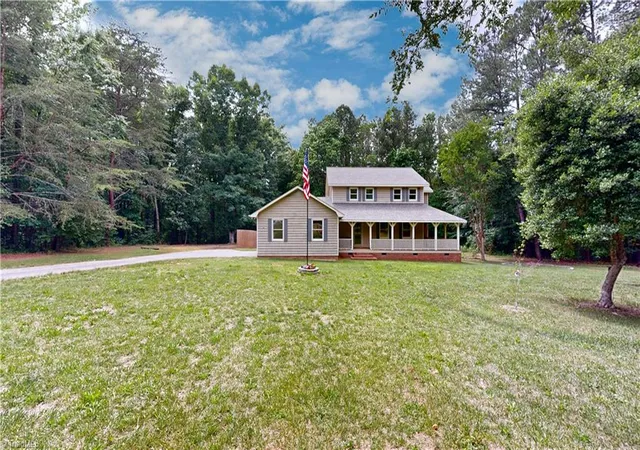 Homes for sale in Denton, NC | 593 Old Camp Rd, Denton, NC 27239 | MLS# 1221850