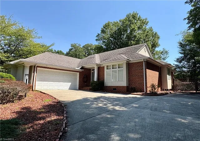 Photo 1 of Single family home for sale at 1401 Plantation Cir, Asheboro, NC 27205 | MLS# 1233294 | Listing updated on 2026-09-10