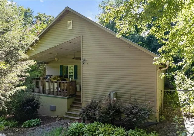 2nd image of 138 Eagle Valley Trl, Dobson, NC 27017 | MLS# 1227618