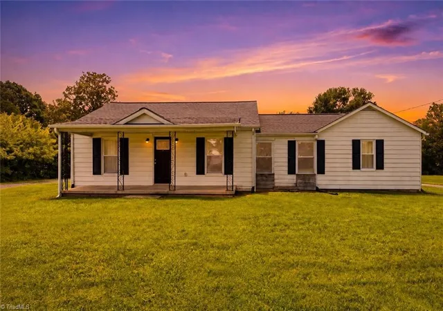Photo 1 of Sale Pending at 3060 Us Hwy 64 E, Mocksville, NC 27028 | MLS# 1230175 | Listing updated on 2026-09-13
