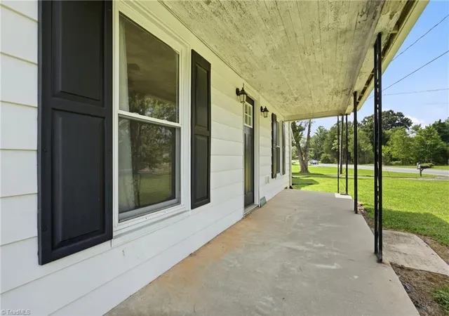 Photo 2 of Sale Pending at 3060 Us Hwy 64 E, Mocksville, NC 27028 | MLS# 1230175 | Listing updated on 2026-09-13