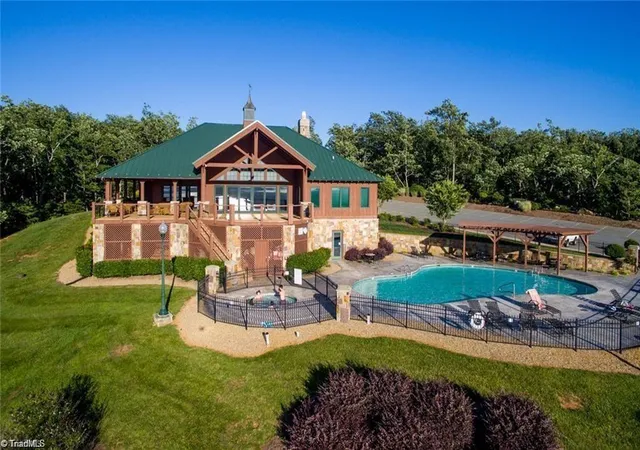 4th image of 532 Rocky Cove Ln, Denton, NC 27239 | MLS# 1214083