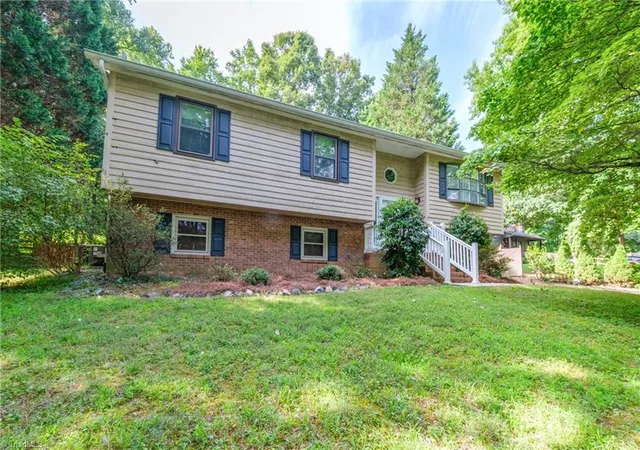1st image of 1121 Century Park Ave, Kernersville, NC 27284 | MLS# 1231440