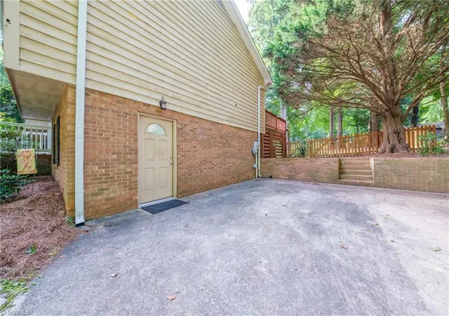 34th image of 1121 Century Park Ave, Kernersville, NC 27284 | MLS# 1231440