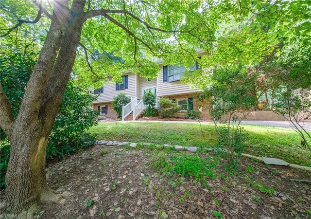 3rd image of 1121 Century Park Ave, Kernersville, NC 27284 | MLS# 1231440