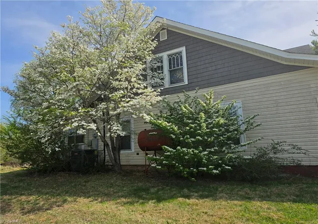 3rd image of 2729 Asbury Rd, Mount Airy, NC 27030 | MLS# 1217761