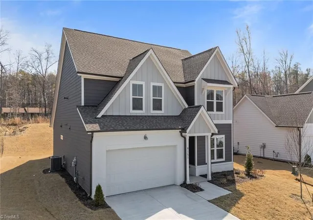 Photo 2 of Sale Pending at 9151 Stoney River Ln, Kernersville, NC 27284 | MLS# 1213666 | Listing updated on 2026-10-02