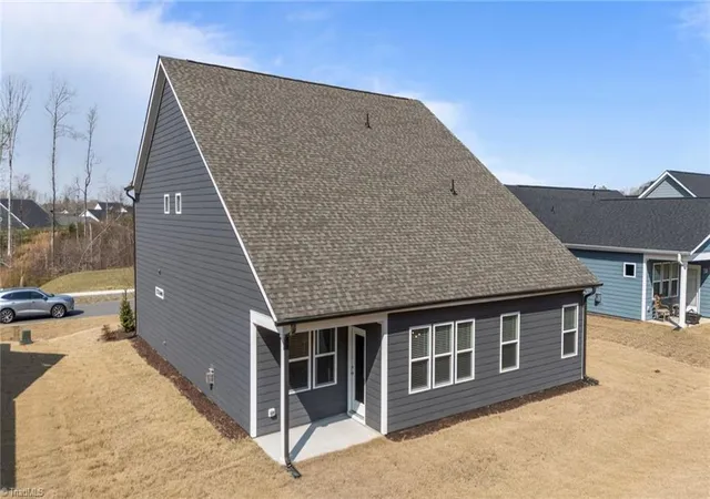 Photo 3 of Sale Pending at 9151 Stoney River Ln, Kernersville, NC 27284 | MLS# 1213666 | Listing updated on 2026-10-02