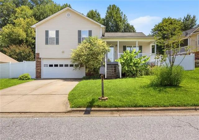 1st image of 1448 Hawkcrest Ln, Winston Salem, NC 27127 | MLS# 1231534