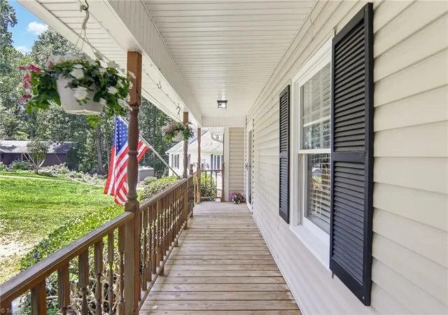 Homes for sale in Clemmons, NC | 370 Tamworth Dr, Clemmons, NC 27012 | MLS# 1226748