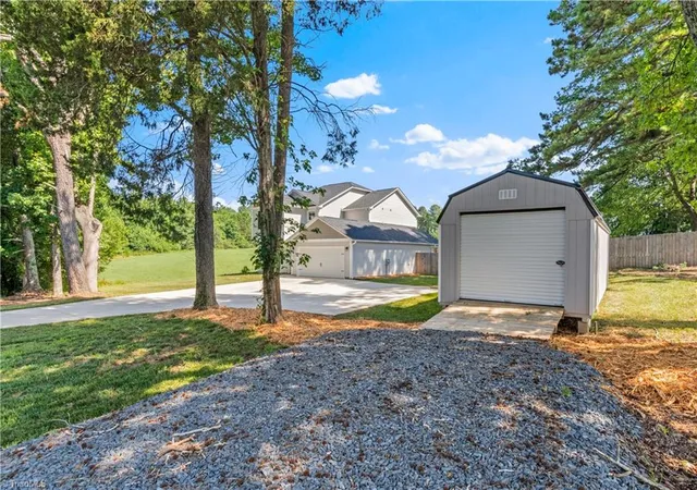 Photo 5 of Sale Pending at 355 Jerusalem Rd, Lexington, NC 27292 | MLS# 1228022 | Listing updated on 2026-08-15