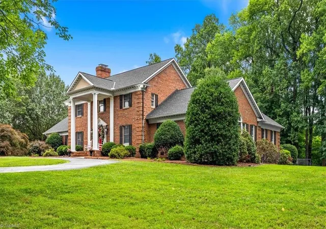 Photo 3 of Single family home for sale at 6352 Turnpike Rd, High Point, NC 27263 | MLS# 1227940 | Listing updated on 2026-08-30